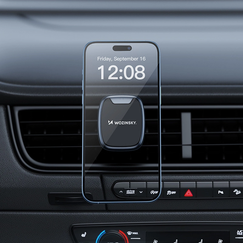iPhone conectado al soporte Wozinsky WUMTK ubicado en la rejilla de ventilación del coche