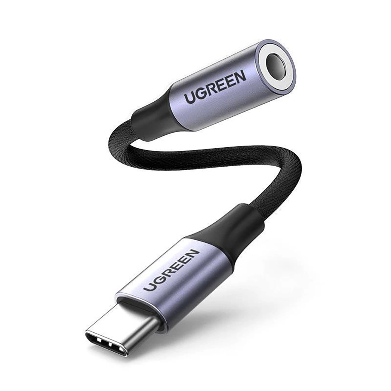 Adaptateur audio Ugreen AV161 sur fond blanc