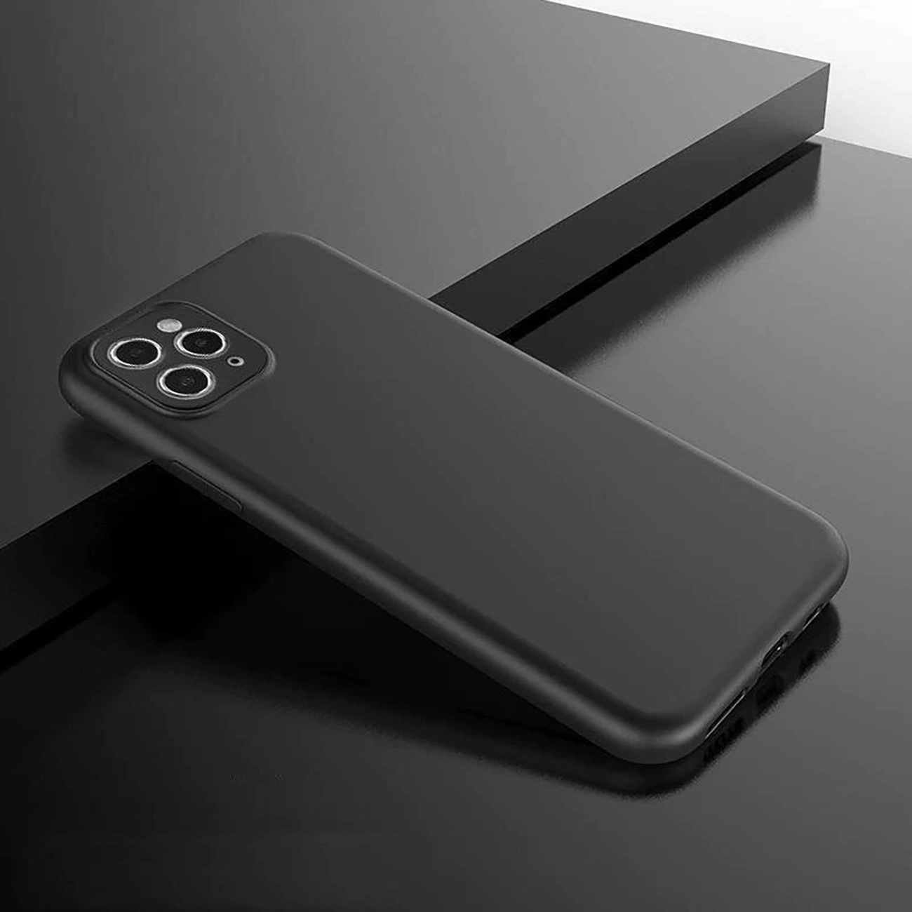 Étui souple pour Xiaomi Poco F6 sur fond noir