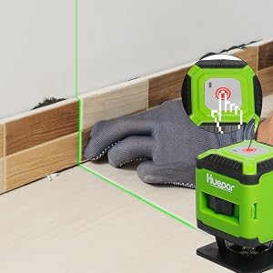 3. Commutateur portable à un bouton ●Vous pouvez changer la ligne horizontale, la ligne verticale, les lignes croisées en appuyant brièvement sur la touche marche / arrêt. Le temps de travail peut atteindre 4 heures avec 3 piles AA. ●Résistant à l'eau, aux chocs et à la poussière, IP54 garantit des années de fonctionnement fiable.
