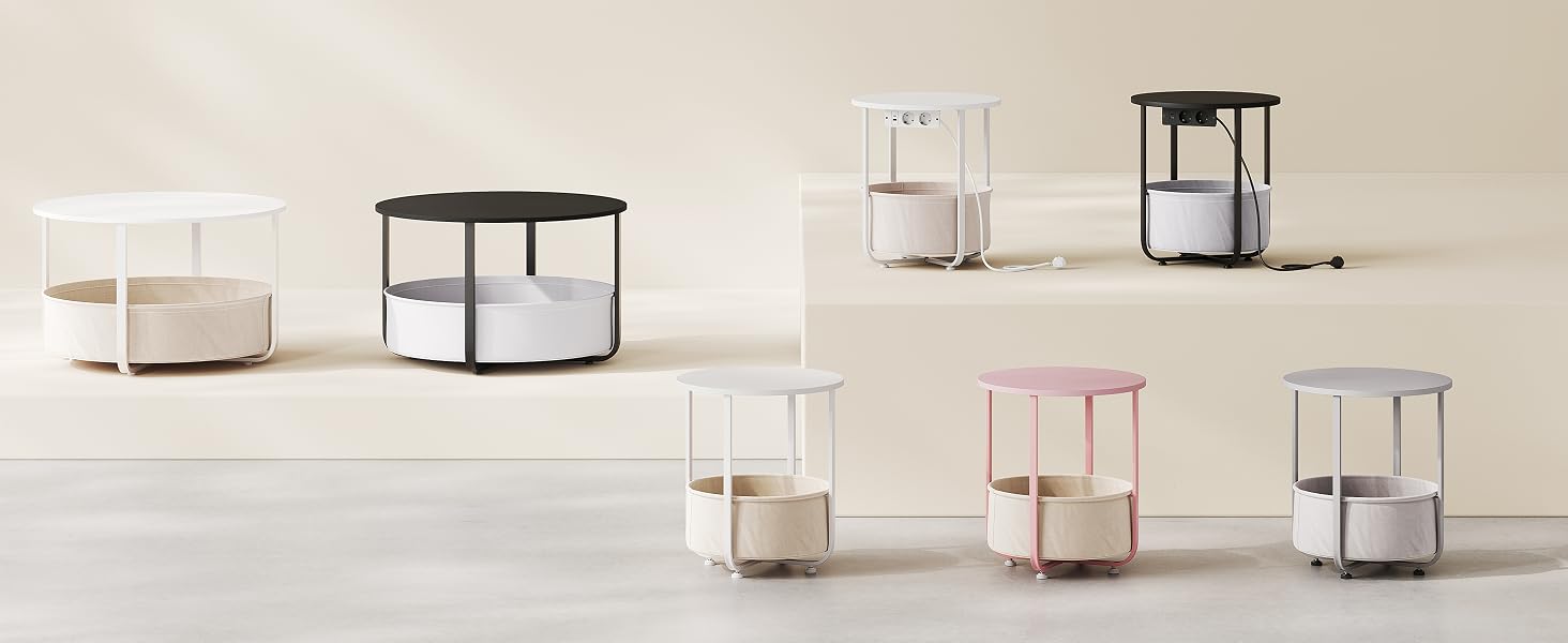 Nueve mesas auxiliares geométricas minimalistas y soportes para plantas en varias alturas sobre un fondo beige neutro. Mezcla de diseños de marcos de metal blanco, madera natural y rosa.