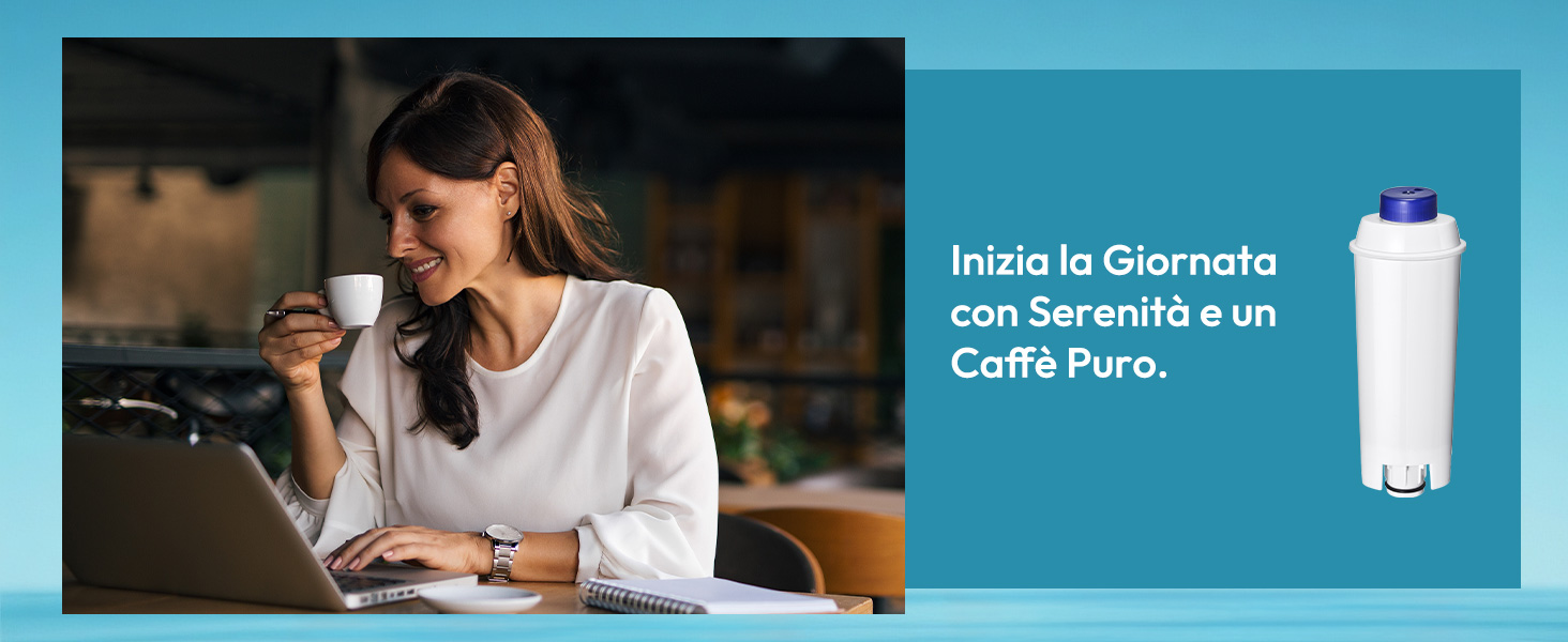 Serie di schermate di mockup dell'interfaccia o del sito Web che mostrano elementi di design blu e bianchi con vari layout e sezioni di contenuto.