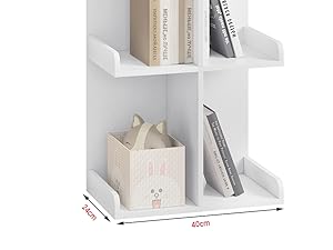 Libreria modulare bianca con due ripiani e un ripostiglio.