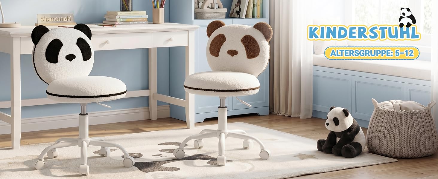 Der Text lautet „KINDERSTUBE“ und „Kinderst... 2-99“. Spielzimmerszene mit Möbeln im Panda-Stil, darunter weiße Stühle mit Panda-Gesichtern, Pandafiguren und moderner Einrichtung.