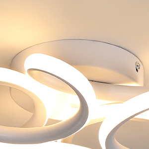 lampe de plafond blanc