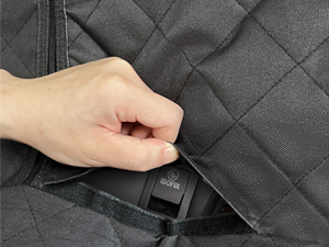 the zipper is a bit too big for the bag.