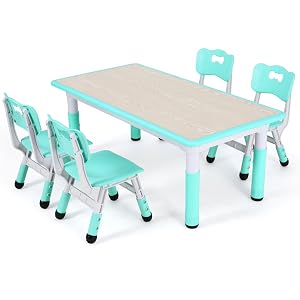 Table pour enfants avec 4 chaises