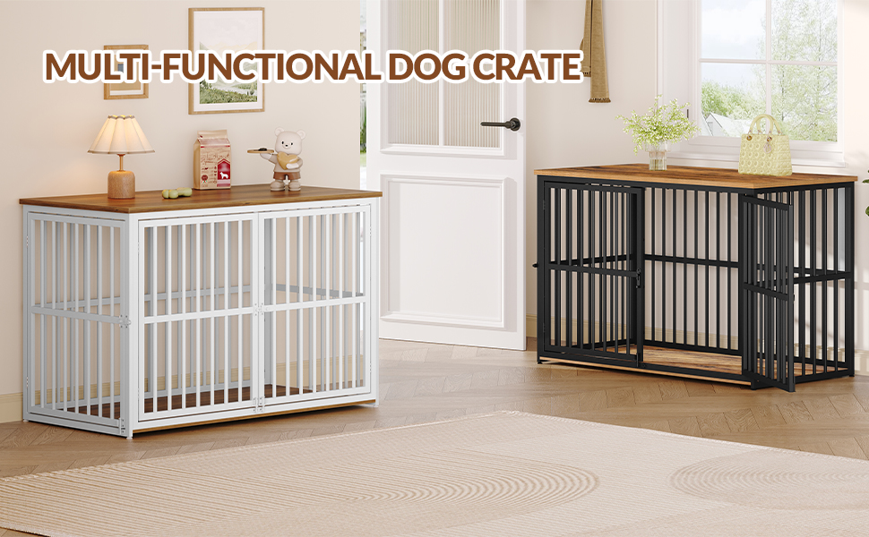 Le texte indique « GRILLE MULTIFONCTIONNELLE POUR CHIEN ». Deux caisses pour chiens en bois et en métal présentées dans une pièce beige: une caisse en bois clair avec cadre en métal blanc à gauche, une caisse en bois plus foncé avec cadre en métal noir à droite.