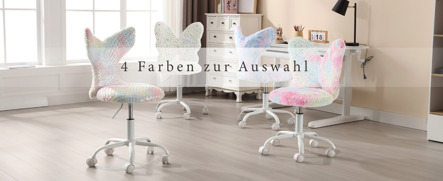 Drei farbenfrohe Stühle in Schmetterlingsform in einer Büroumgebung. Die Stühle verfügen über schillernde Flügel als Rückenlehnen und sind auf Rollsockeln montiert, was eine skurrile Sitzmöglichkeit bietet
