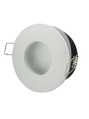 Mehrere Ansichten einer weißen kreisförmigen Platte oder Schale, die aus verschiedenen Blickwinkeln auf weißem Hintergrund gezeigt werden.