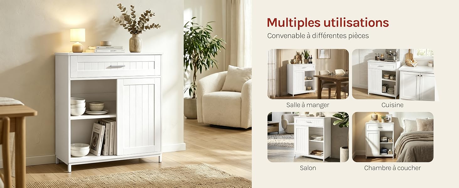 Le texte indique « Många utilitites » et « Förbe på ANNEBORGS.SE ». Meuble de rangement en bois blanc avec compartiments d'étagères présenté dans le décor du salon avec des objets de décoration.