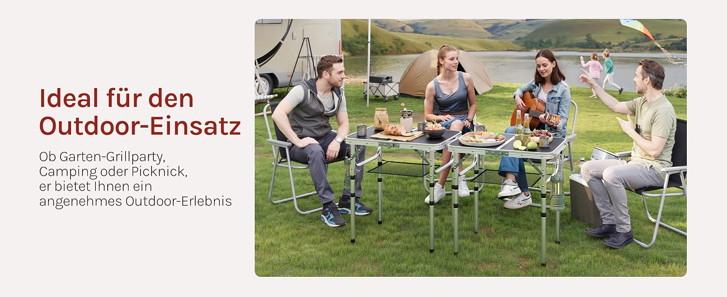 Der Text lautet: „Ideal für den Outdoor-Einsatz“. Gruppe von Menschen, die draußen auf Campingstühlen sitzen und ein geselliges Beisammensein auf einer Rasenfläche haben.