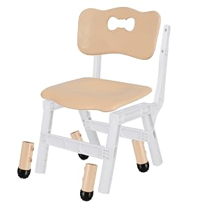 Kindertisch mit 4 Stühlen