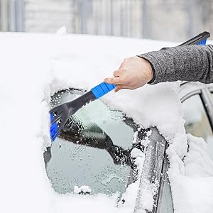 Tête de brosse à glace rétractable et amovible