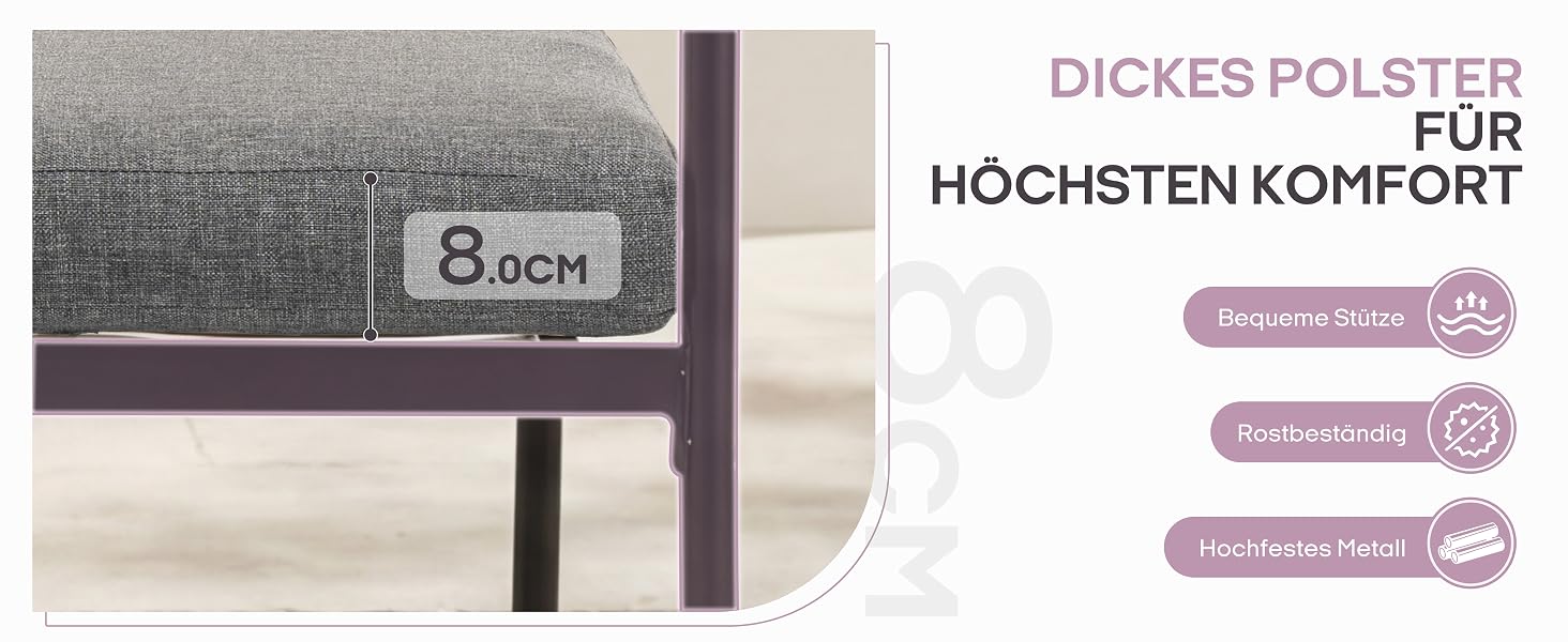 Der Text lautet „DICKES POLSTER FÜR HÖCHSTEN KOMFORT“ mit lila Leistungssymbolen mit den Aufschriften „Rückenschonung“, „Atmungsaktiv“, „Extra Komfort“. Graues Polstermöbel mit 8,3 cm großem Maßetikett, das im Eckdetail abgebildet ist.