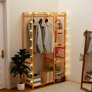 armoire ouvert sur pied