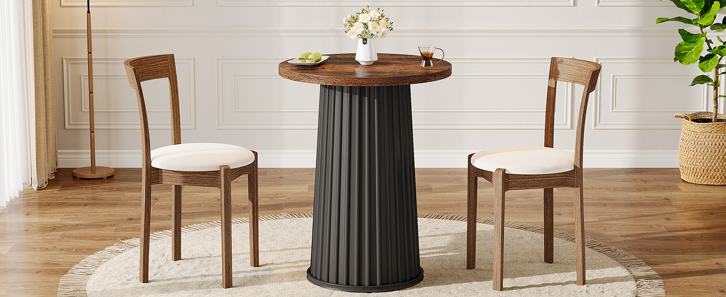 Robust metal frame with wooden details