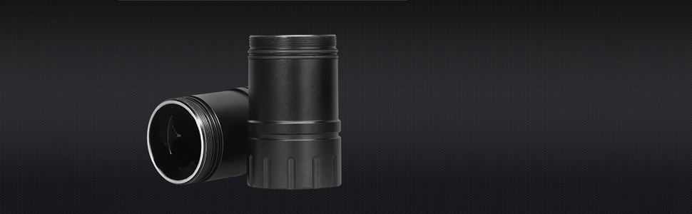 le nouveau cylindre noir sur fond noir
