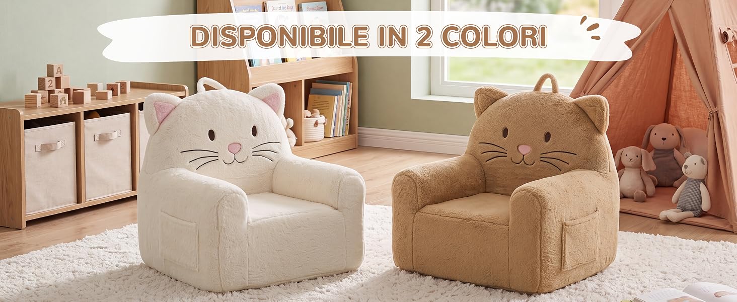 Il testo recita: 'DISPONIBILE IN 2 COLORI'. Due poltrone a sacco di grandi dimensioni nei colori bianco e marrone/beige presentate all'interno della casa con scaffali e decorazioni.