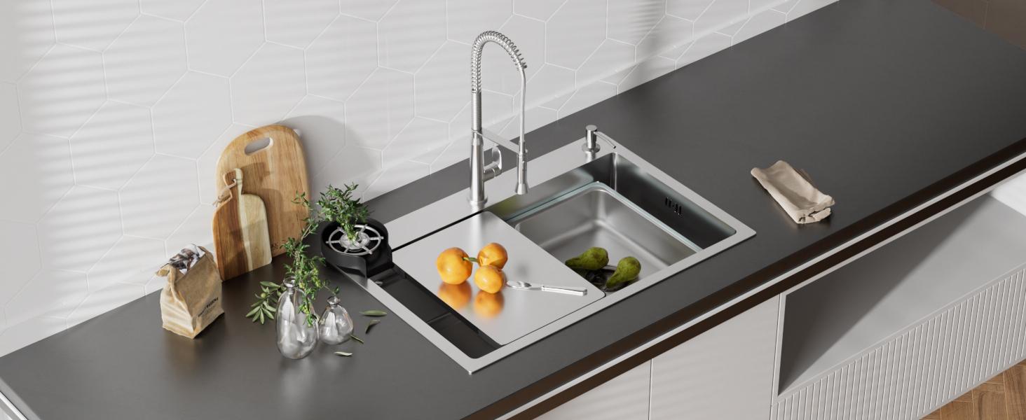 Espace de travail de cuisine moderne avec planche à découper intégrée et zone de préparation des aliments avec compartiments intégrés pour l'élimination ou le stockage des déchets.