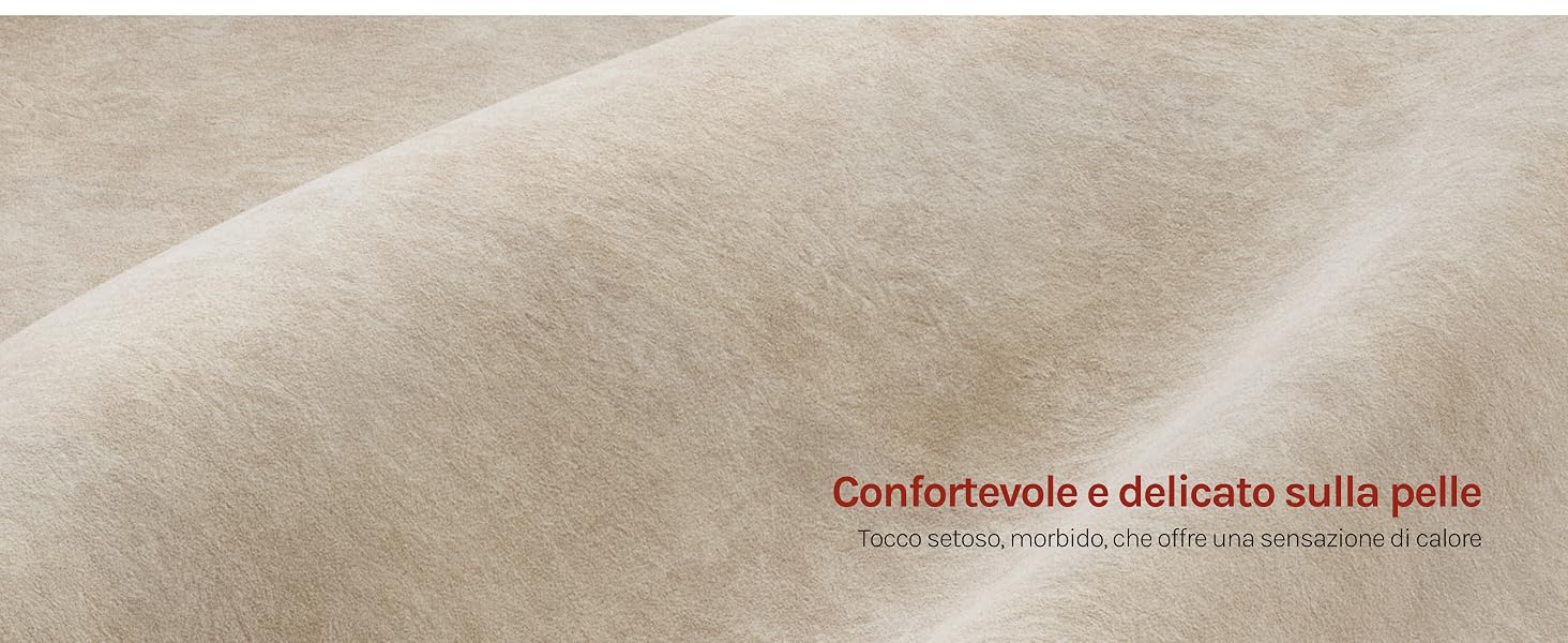 Immagini materiche ravvicinate di moquette o materiale per pavimenti beige che mostrano dettagli e motivi della superficie.