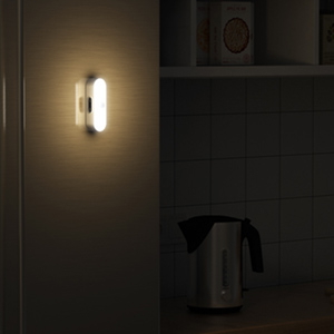 Éclairage d'armoire LED à intensité variable