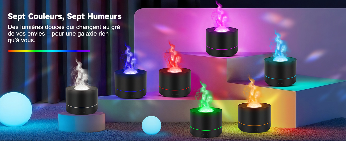 Intelligente Lautsprecher oder LED-Geräte, die in einer dunklen Umgebung mit farbiger Umgebungsbeleuchtung angezeigt werden und mehrere Einheiten in einer Reihe mit violetter und blauer Hintergrundbeleuchtung zeigen.