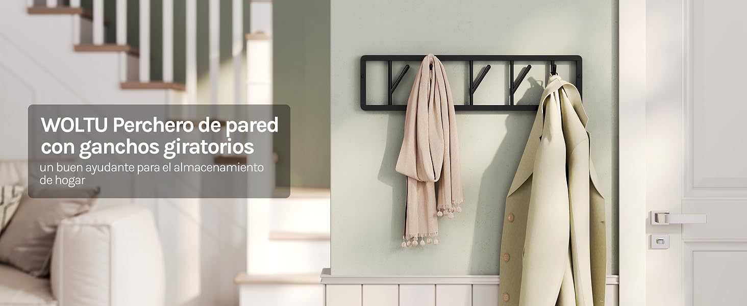 El texto dice «WOLTU Perchero de pared con ganchos giratorios» y «un buen sistema para el almacenamiento de hoy». Vista parcial del perchero de pared de color verde salvia con ganchos giratorios para sujetar tejidos drapeados.