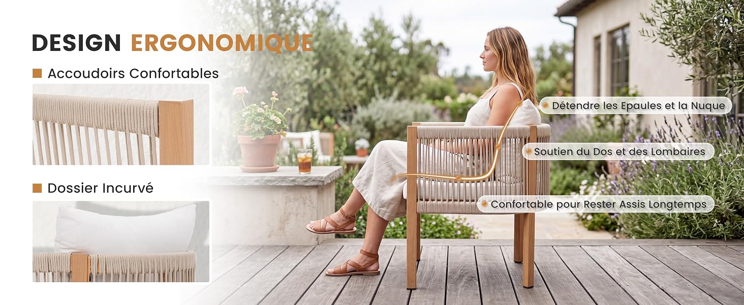 Le texte indique « DESIGN ERGONOMIQUE » et « Aménagez Confortablement » avec « Dossier incurvé » visible. Femme en chaise en osier sur une terrasse en bois avec vue sur le jardin, démontrant un design de mobilier d'extérieur ergonomique.