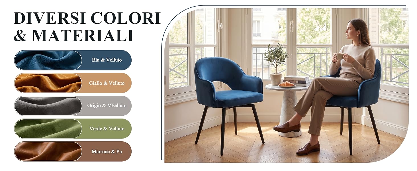 Il testo recita «DIVERSI COLORI &amp; MATERIALI» (Various Colors &amp; Materials). Campioni di colore del tessuto e campioni di materiale visualizzati con una sedia imbottita blu mostrata nell'ambiente del soggiorno.