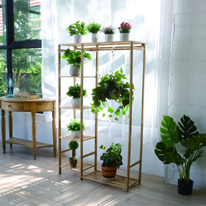 armoire ouvert sur pied