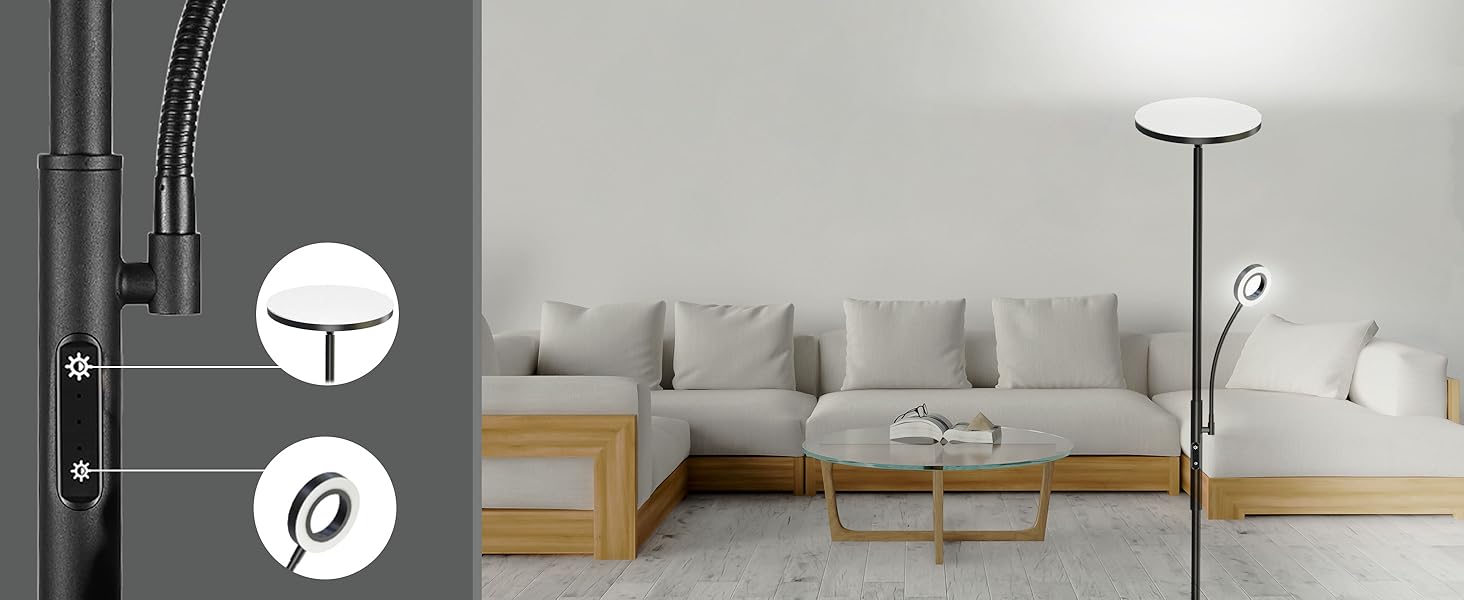 Modernes Wohnzimmerinterieur mit hellgrauem Ecksofa, Holzgestell und passendem Couchtisch. Stehlampe im Hintergrund sichtbar.