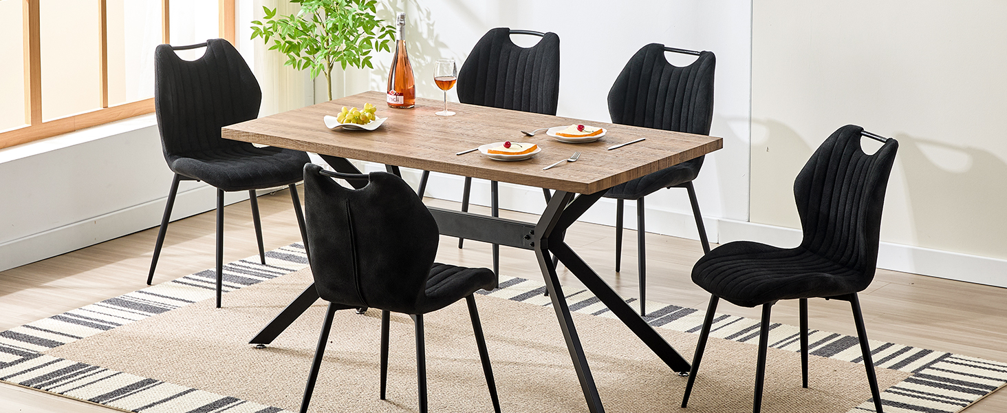Chaise de salle à manger noire