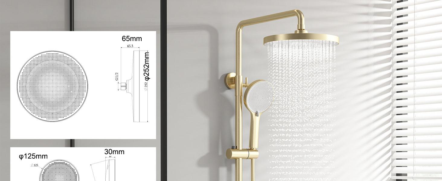 Aménagement intérieur montrant de multiples vues d'une salle de bain moderne avec des luminaires dorés, des miroirs circulaires et des stores.