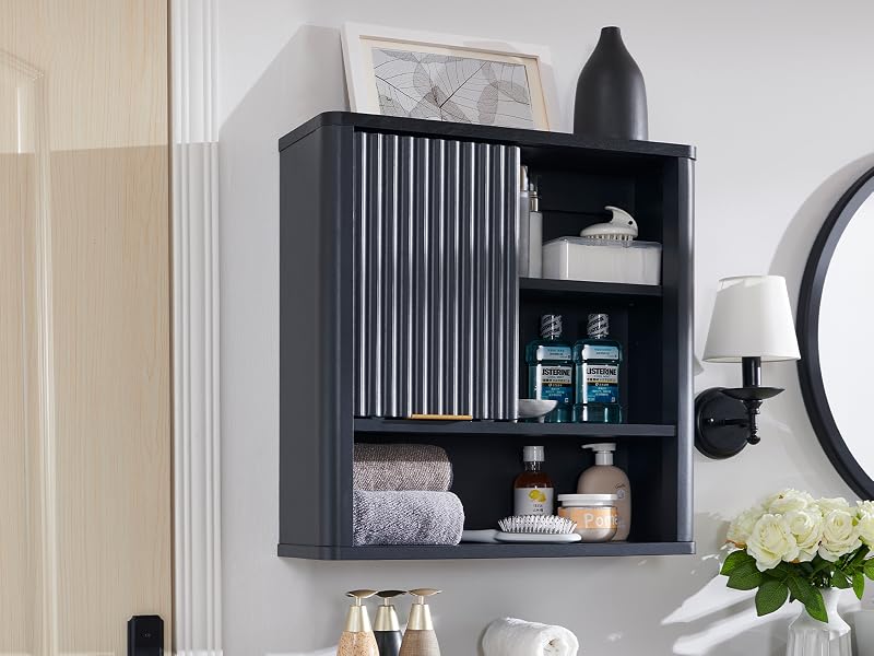 Wall cabinet