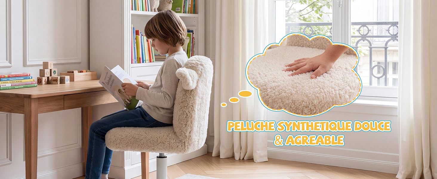 Le texte se lit comme suit : « Bien-être pour le corps et l'esprit ». Enfant en chemise blanche assis à un bureau en bois près de la fenêtre avec lit visible. Configuration de chambre minimaliste avec éclairage naturel et espace de travail organisé.