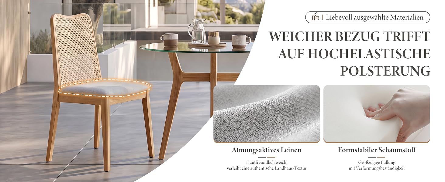 Der Text lautet „Räuber“ Cyrill Räuber zu „WEICHHERZIG & TRIFFT AUF HOCHWERTIGE POLSTERUNG“. Bild des Möbelausstellungsraums, auf dem ein gepolsterter Esszimmerstuhl mit geflochtenem Sitz und Holzbeinen zu sehen ist, gepaart mit Stoffmustern, auf denen die Materialoptionen in Beige- und Brauntönen abgebildet sind.