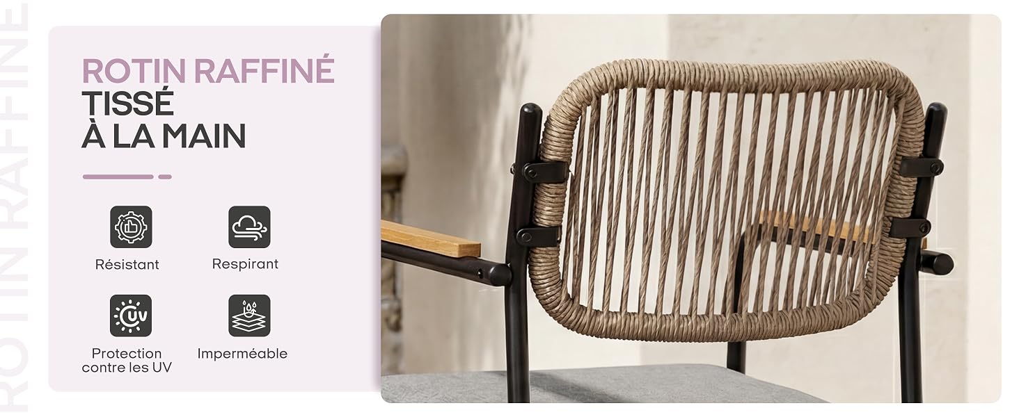 Le texte indique « ULTRA RAFFINE » et « TISSÉ À LA MAIN » avec quatre icônes relatives au matériau et à l'entretien. Chaise tressée noire à lattes verticales sur fond neutre.