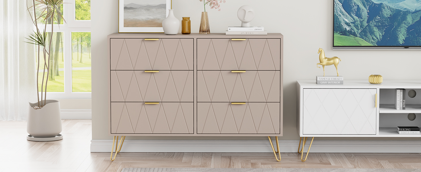 Meuble TV ou console multimédia en bois clair au design minimaliste, aux lignes épurées, aux tiroirs de rangement et aux pieds fuselés. Plusieurs vues affichant les options de style.