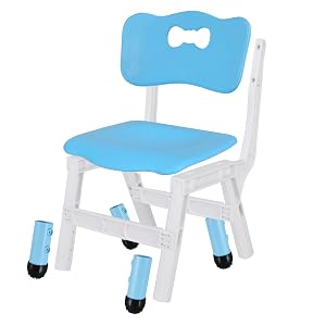 Table enfant avec 4 chaises