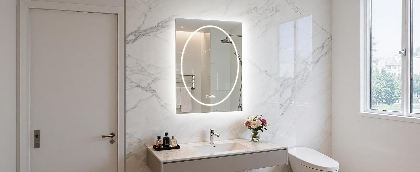 Ambiente interno moderno e minimalista con pareti bianche pulite, illuminazione delle finestre e decorazioni semplici. Mostra una camera da letto o uno spazio abitativo con illuminazione naturale.