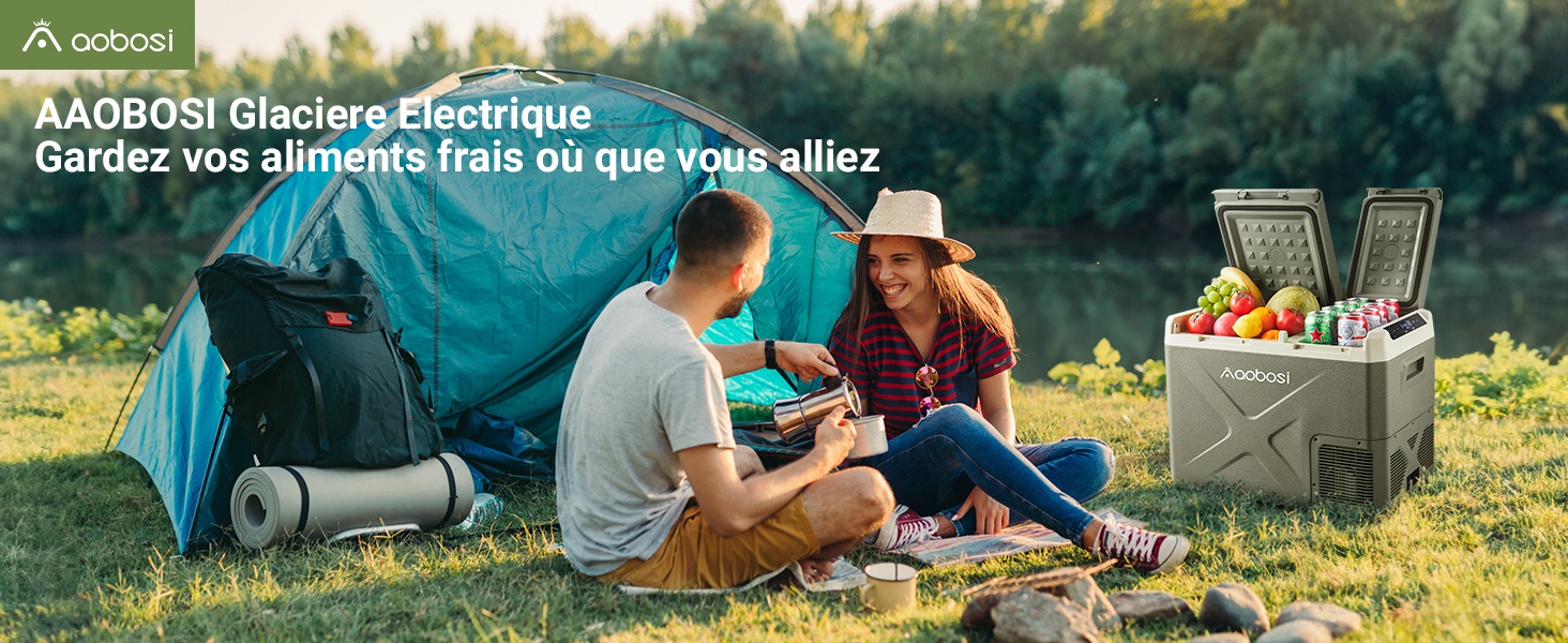 Le texte indique « La plage de service de clics MAJEURE est limitée ». Scène de camping en plein air avec des personnes rassemblées autour d'une glacière portable à côté d'une tente et d'une chaise de camping en pleine nature.