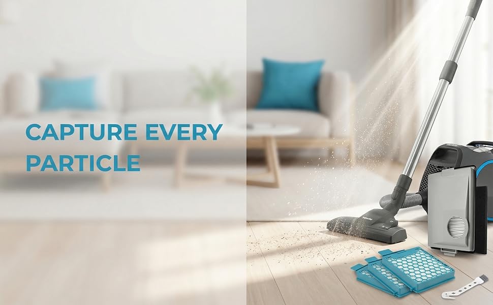 Le texte indique « CAPTUREZ CHAQUE PARTICULE ». Séquence montrant un aspirateur en action sur un tapis de couleur claire, avec des accessoires de nettoyage bleu sarcelle visibles.