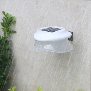 Lampes solaires pour gouttière