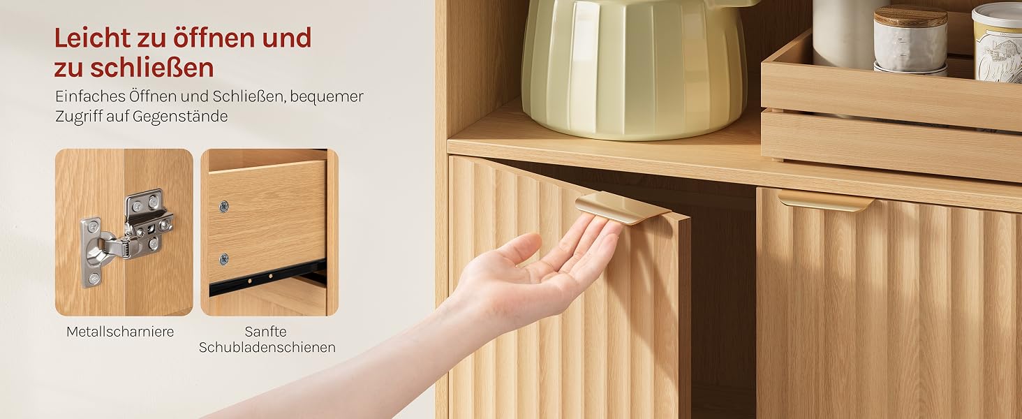 Demonstration der Installation auf einer Holzoberfläche, die den Montagevorgang der Spendereinheit in den Schrank oder die Arbeitsplatte zeigt.
