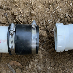 2PCS Flexible PVC Pipe Couplings