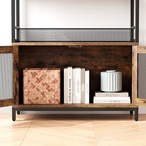 Étagère à livres avec portes