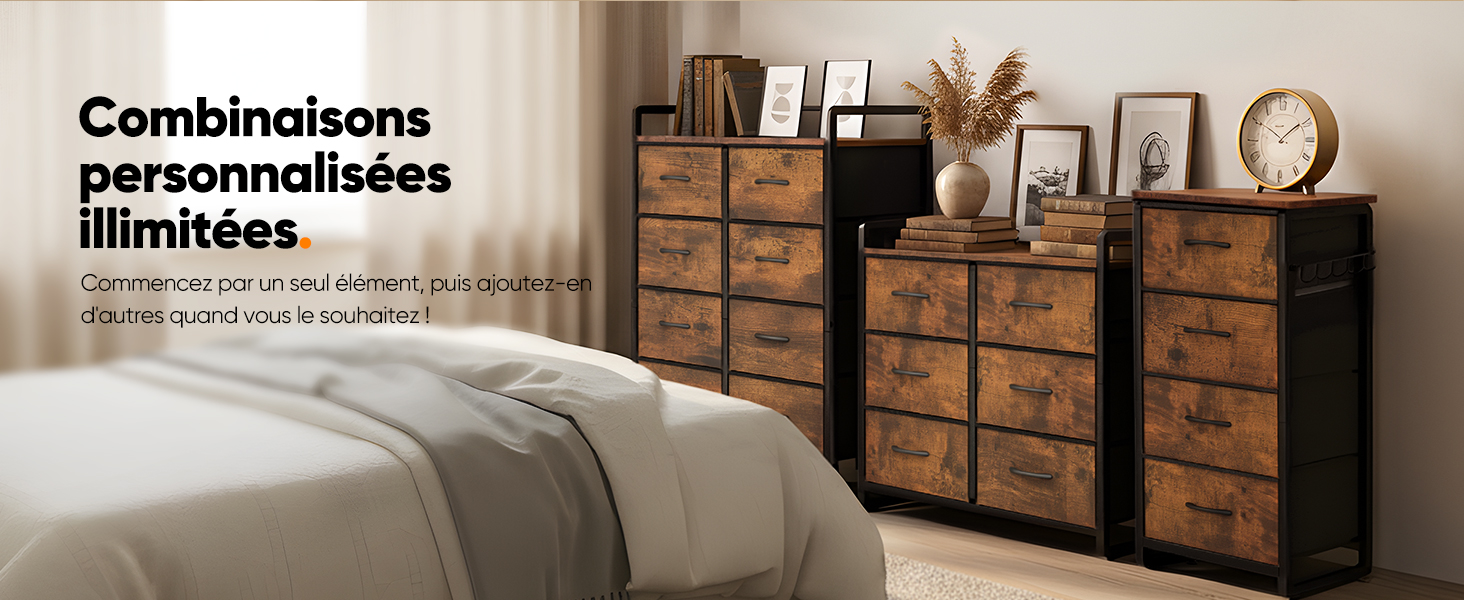 Collection de meubles de rangement en bois avec quincaillerie métallique, disposés contre un mur dans un style rustique.