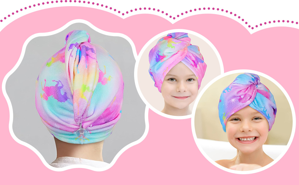 Image composite bordée de rose montrant un bonnet de toilette holographique ou irisé en plusieurs vues, avec des couleurs arc-en-ciel pastel.