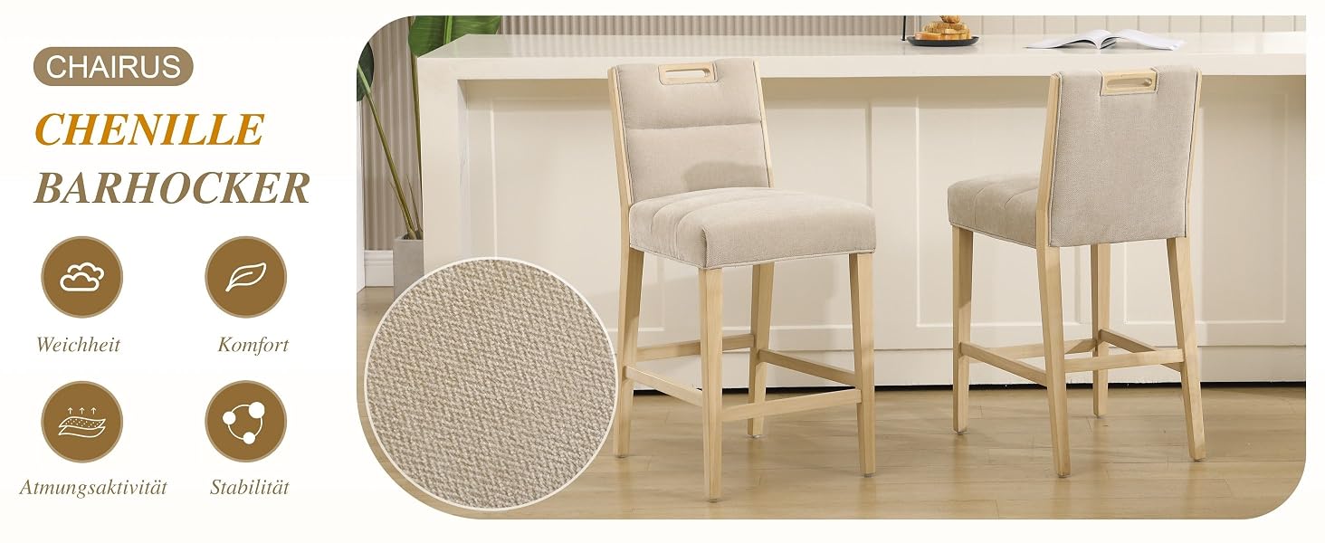 Der Text lautet „CHAIRUS“ und „CHENILLE BARHOCKER“. Produktpräsentation mit cremefarbenen Polsterstühlen mit kreisförmigen Musterdetails und Holzbeinen.